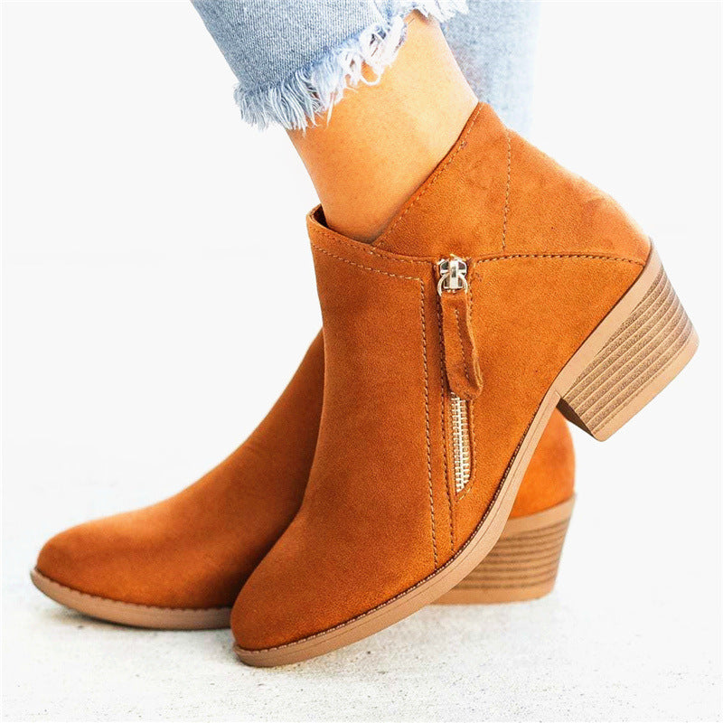 Ladies short boots