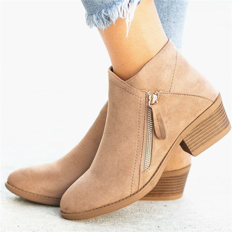 Ladies short boots