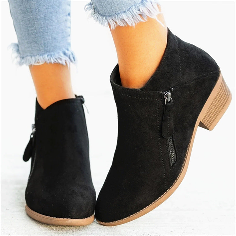 Ladies short boots