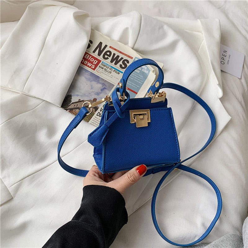 The New Korean Version Of The Mini Small Female Bag Buckle Lock Tide Net Celebrity Oceanic Messenger Bag Single-Shoulder Small Square Bag