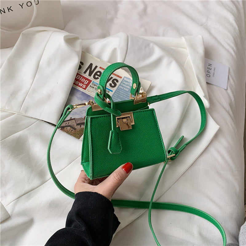 The New Korean Version Of The Mini Small Female Bag Buckle Lock Tide Net Celebrity Oceanic Messenger Bag Single-Shoulder Small Square Bag