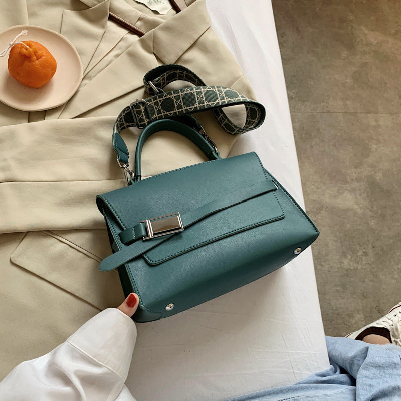 Handbag large capacity bag women's bag retro one shoulder Large Bag Messenger Bag