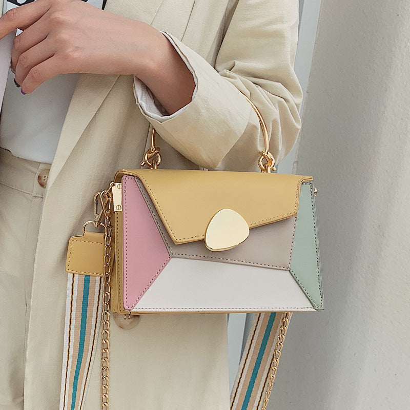 Crossbody-tasker i læder med kontrastfarver