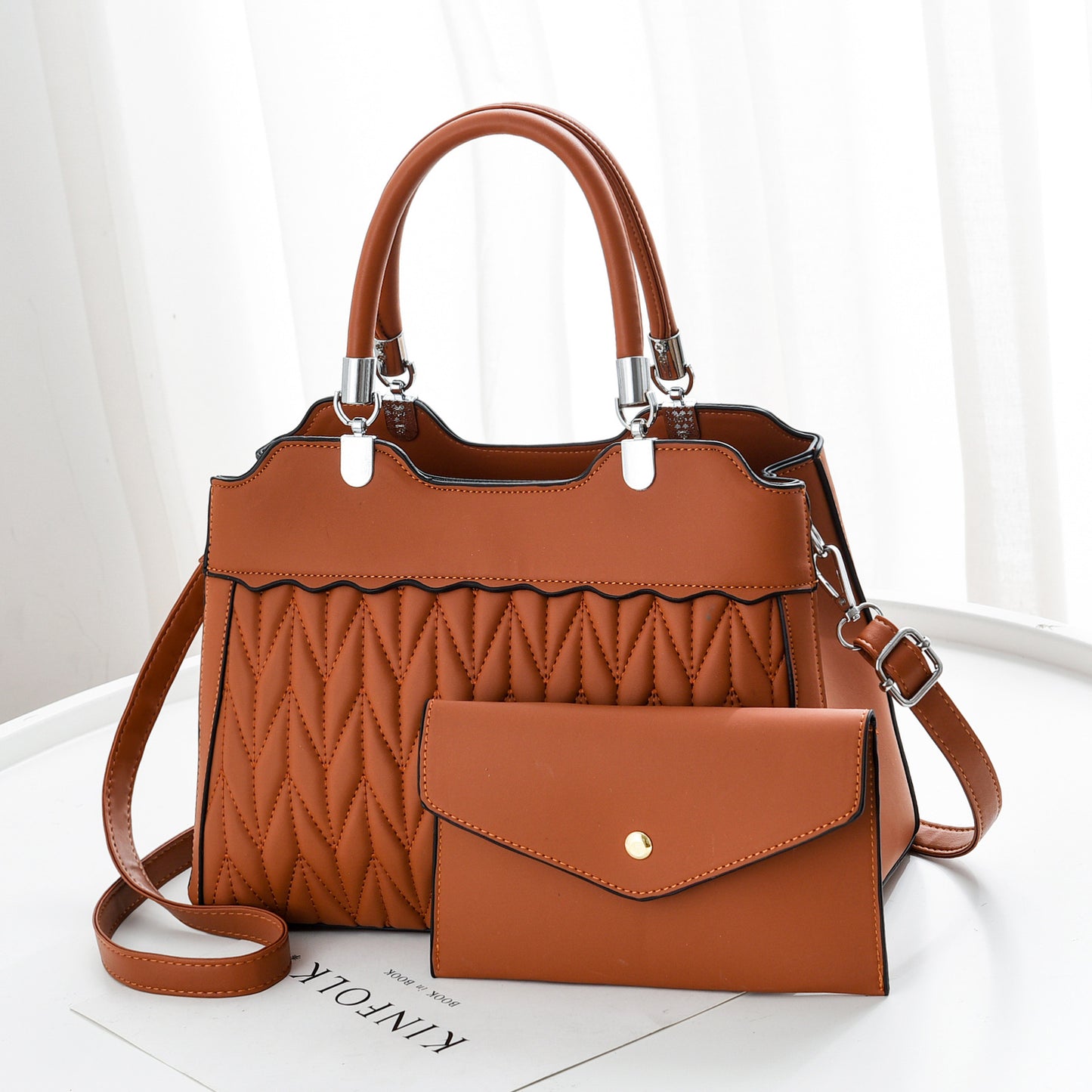 New Embroidery Thread Letters Fashion Picture-Mother Bag Shoulder Messenger Bag