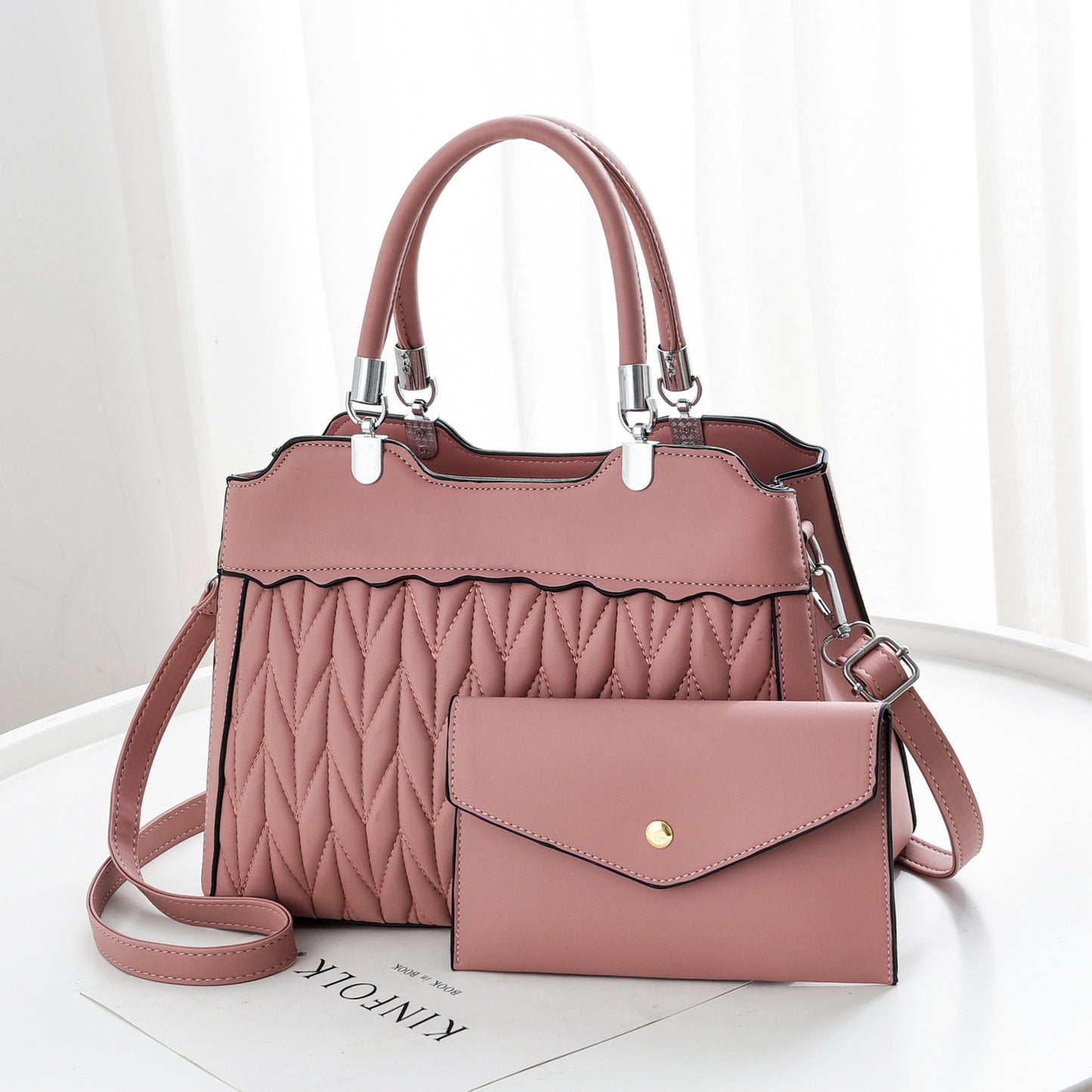 New Embroidery Thread Letters Fashion Picture-Mother Bag Shoulder Messenger Bag