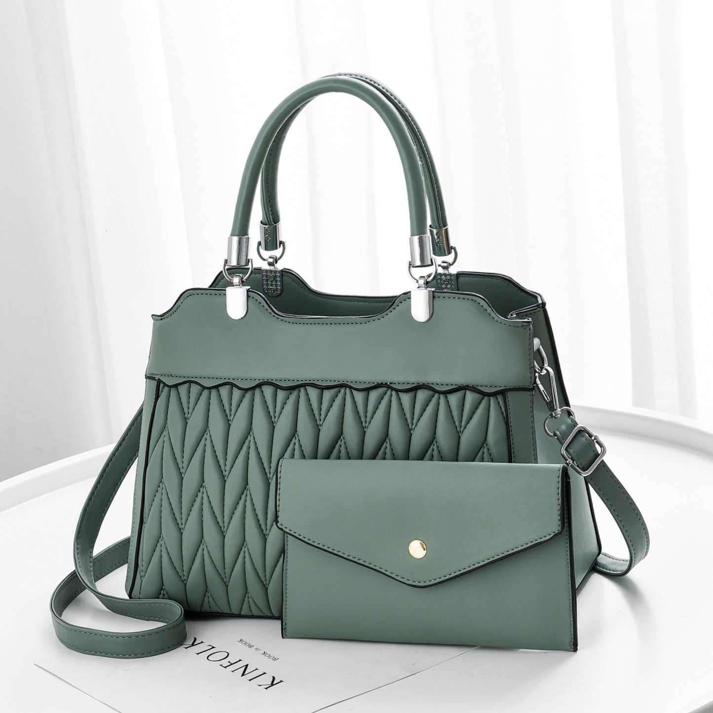 New Embroidery Thread Letters Fashion Picture-Mother Bag Shoulder Messenger Bag