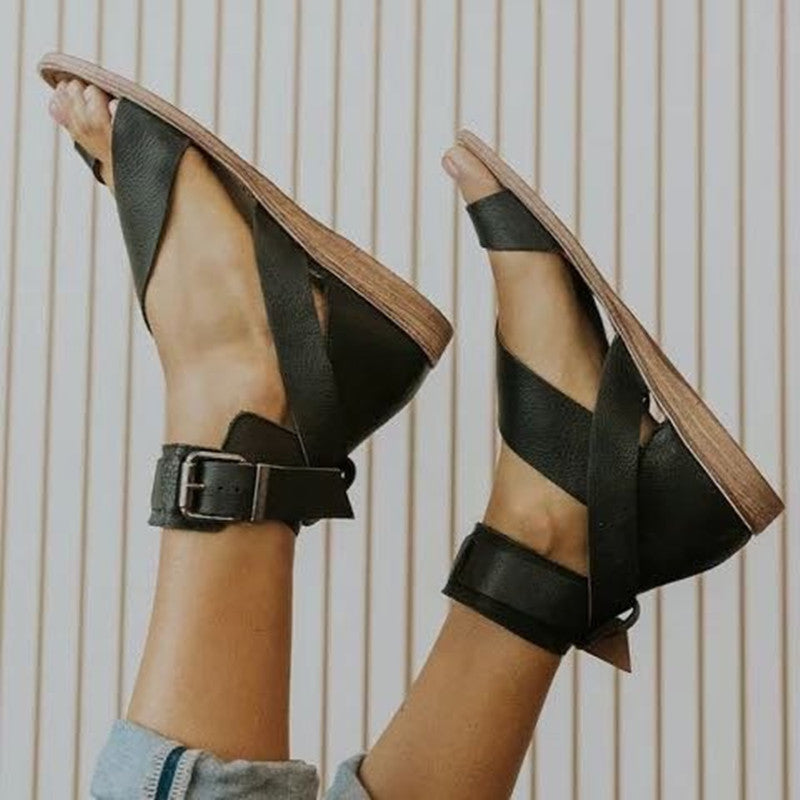 Flat-bottomed Open-toe Buckle Sandals