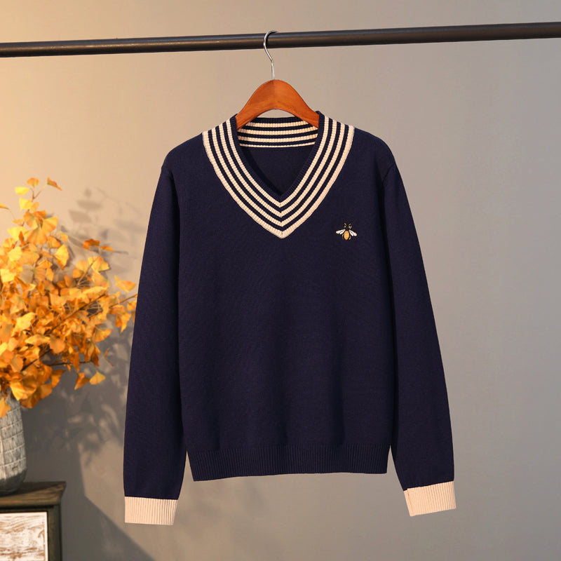 Embroidered Bee Pullover Bottoming Shirt