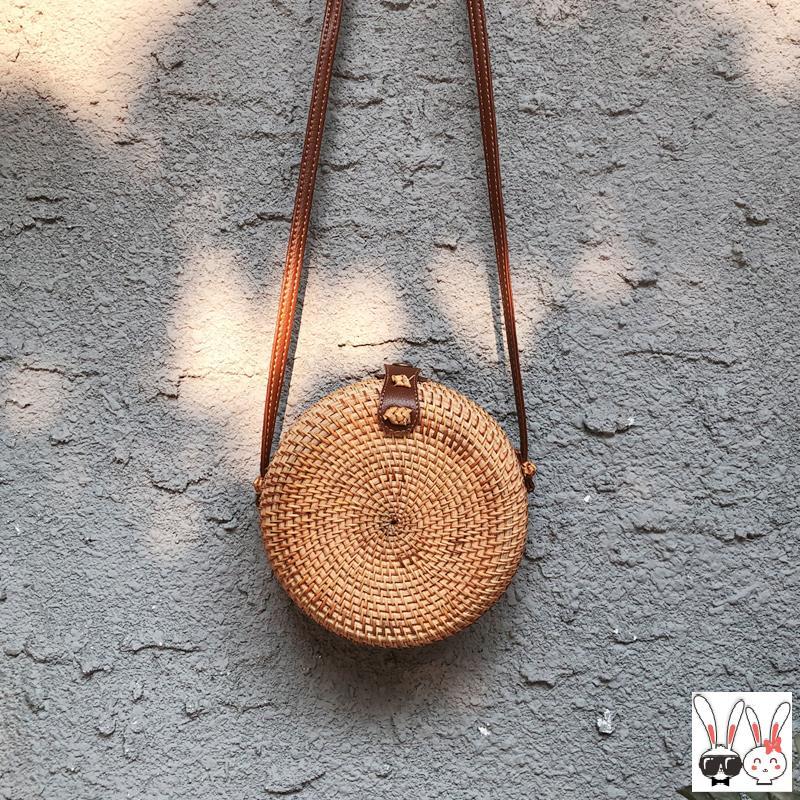 It'S Suitable For Summer. It'S Made Of Straw And Sand Net Red. It'S Suitable For The Unique Retro Style Of Forest Department