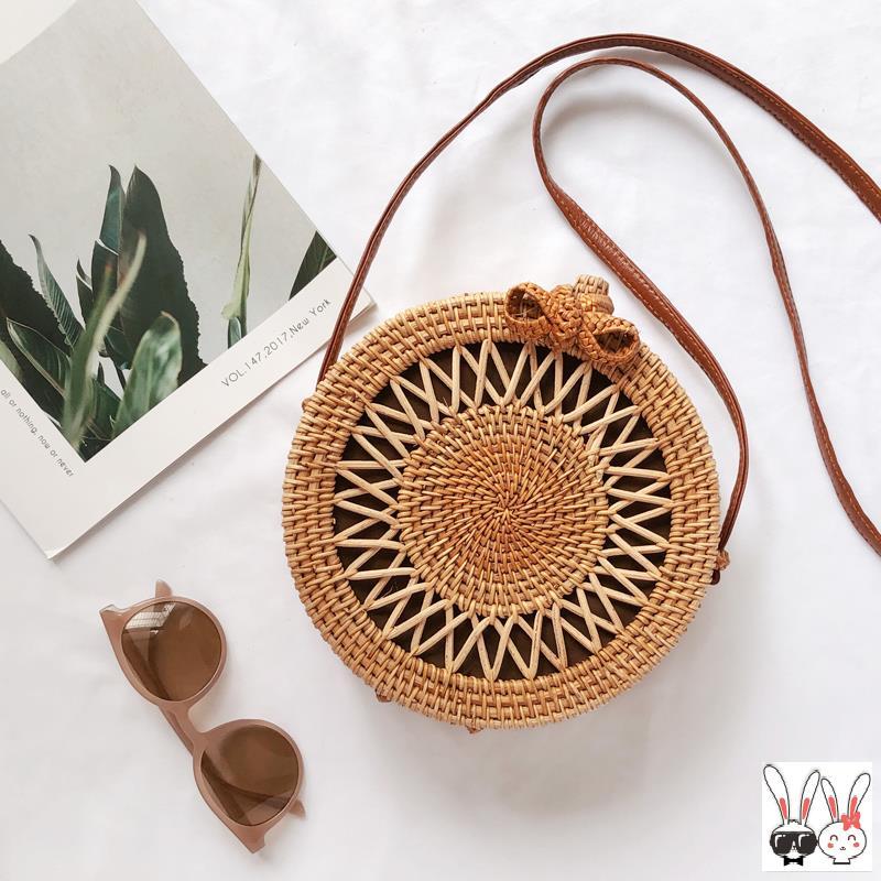 It'S Suitable For Summer. It'S Made Of Straw And Sand Net Red. It'S Suitable For The Unique Retro Style Of Forest Department