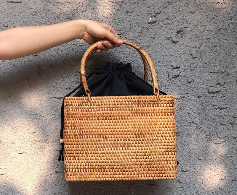 It'S Suitable For Summer. It'S Made Of Straw And Sand Net Red. It'S Suitable For The Unique Retro Style Of Forest Department