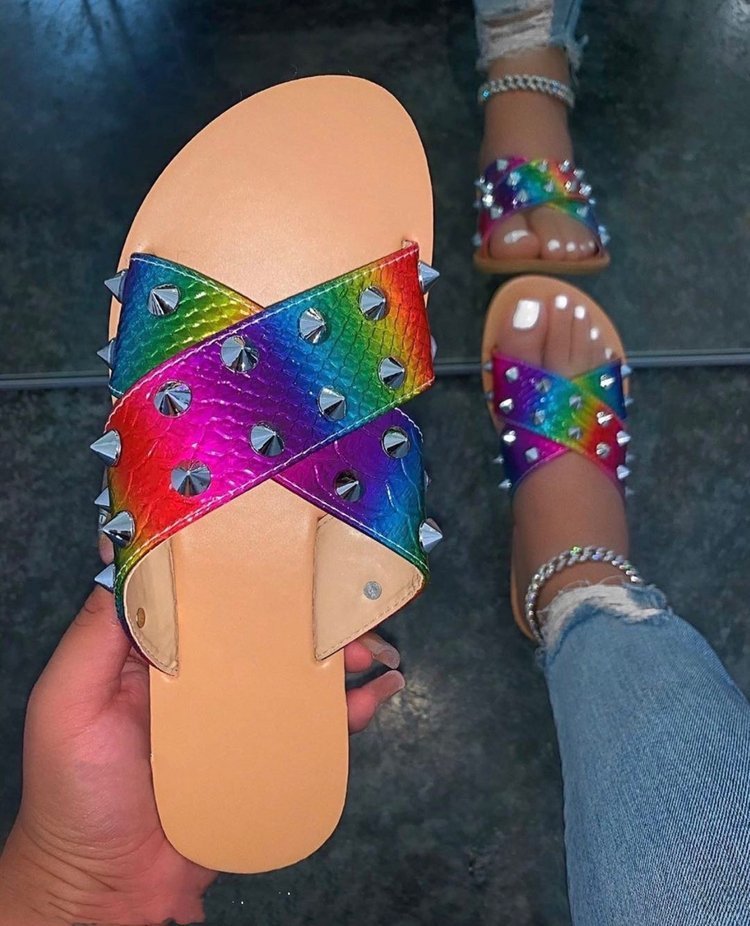 Summer New Style Sexy Flat Bottomed Rivet Colored Slippers Women