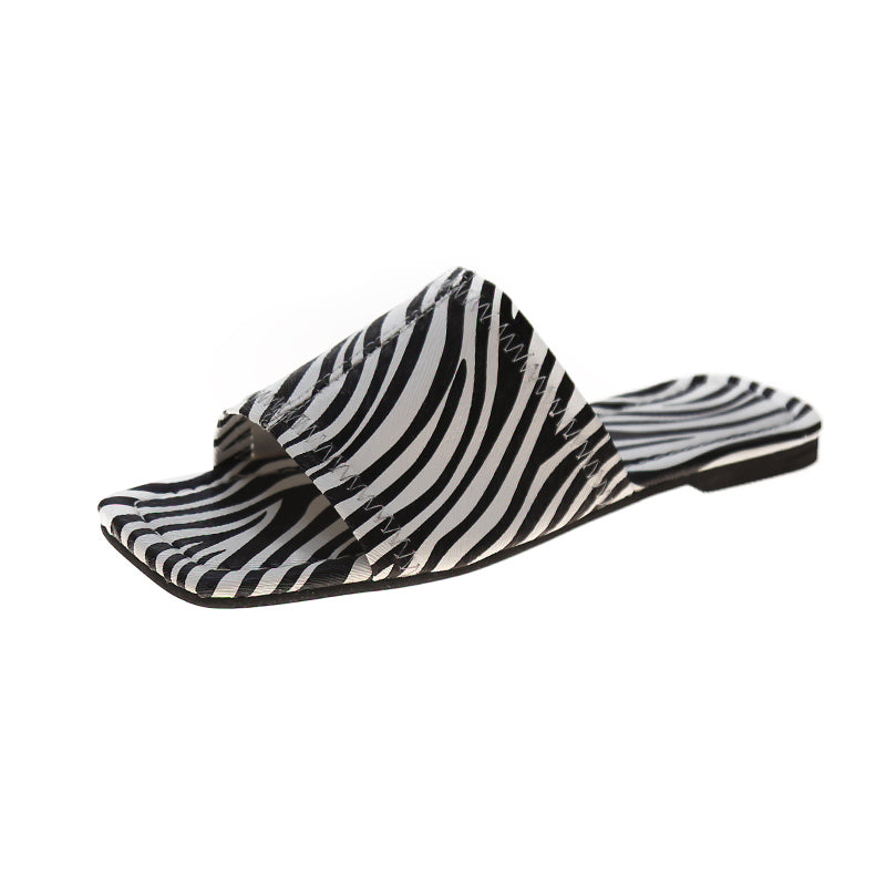 Season's New Niche Square Head Flat Beach Sandals By The Sea