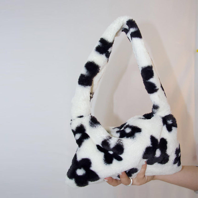 Hyuna Flower Underarm Hair Bag