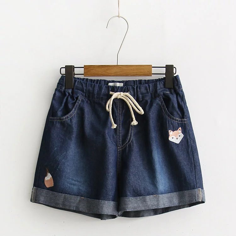 Thin Women's Embroidery Cartoon Shorts