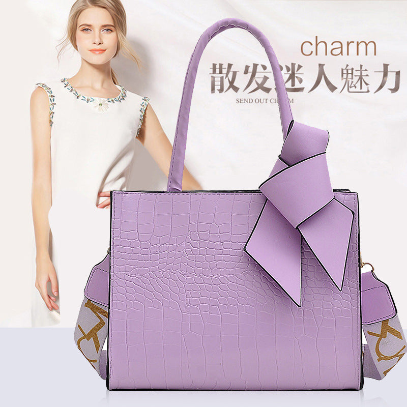 Ladies Single Shoulder Bag Trendy Chain Messenger Bag