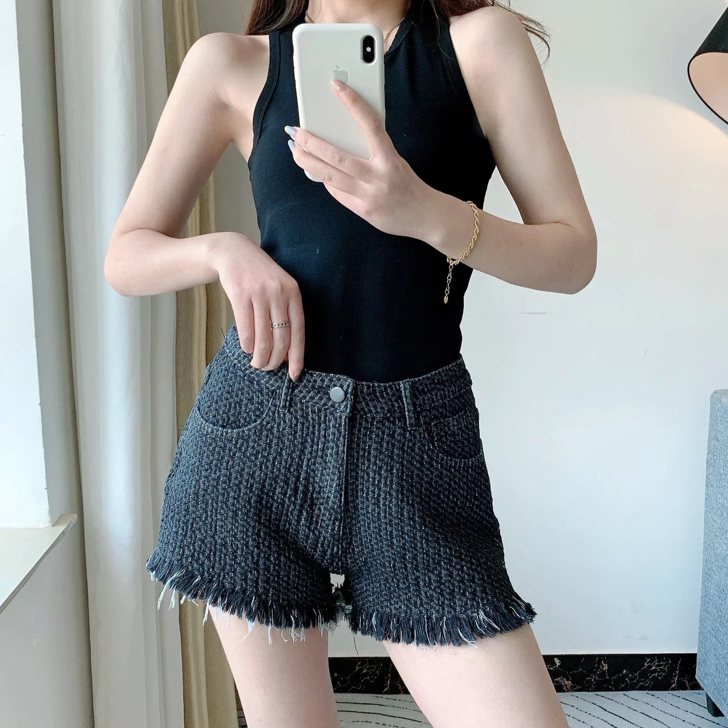 Women's Irregular Frayed Denim Short Low Waist Knitted Denim Hot Pants