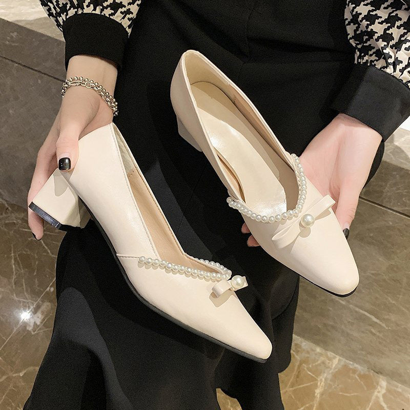 Gentle Lady's Small Leather Shoes With Pearl Bow
