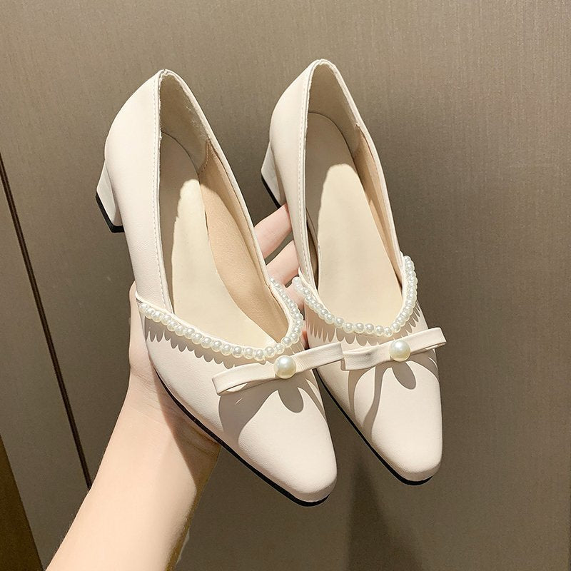 Gentle Lady's Small Leather Shoes With Pearl Bow