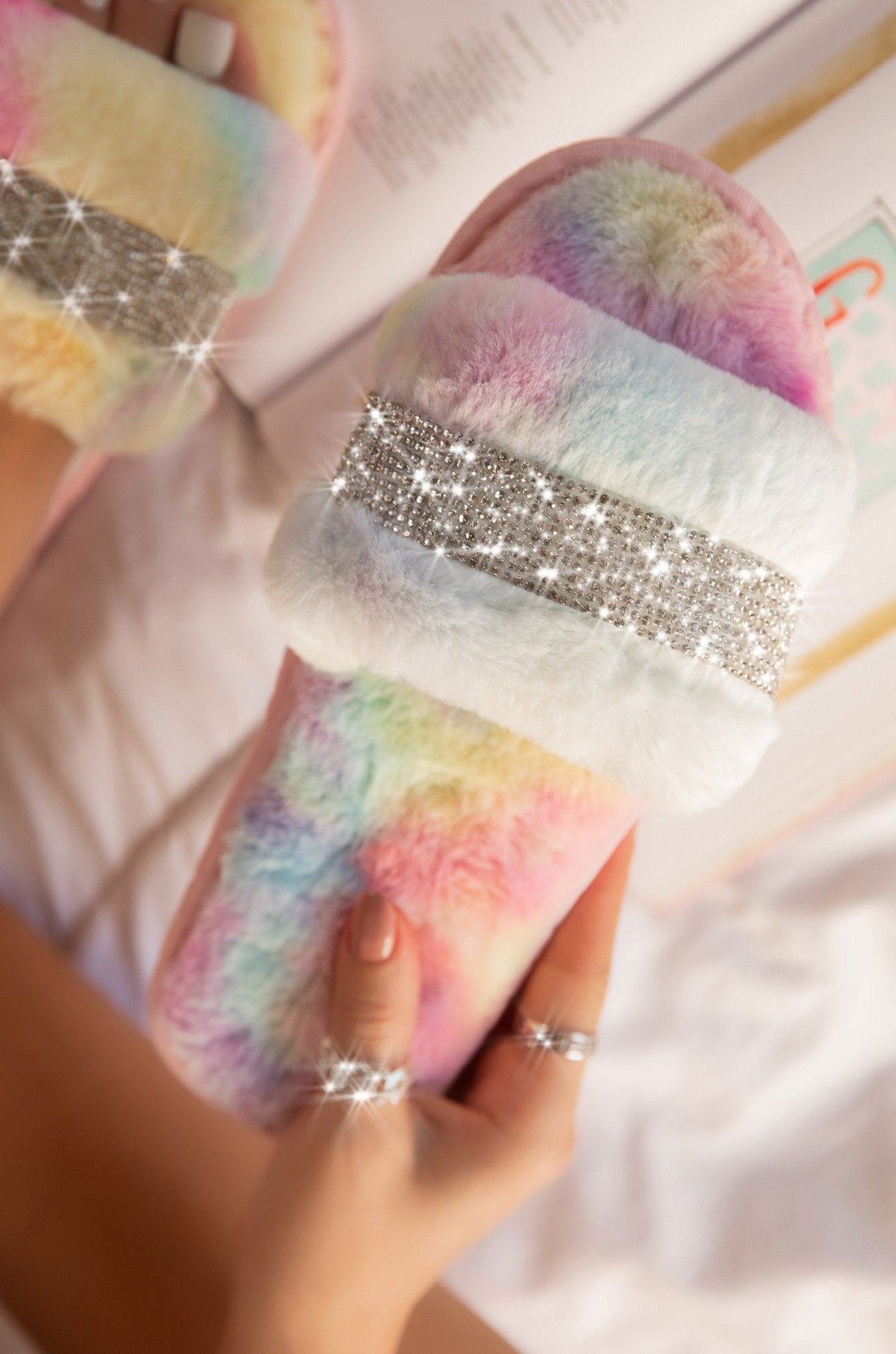 Flat-Heel Flat  Round-Toe Slippers