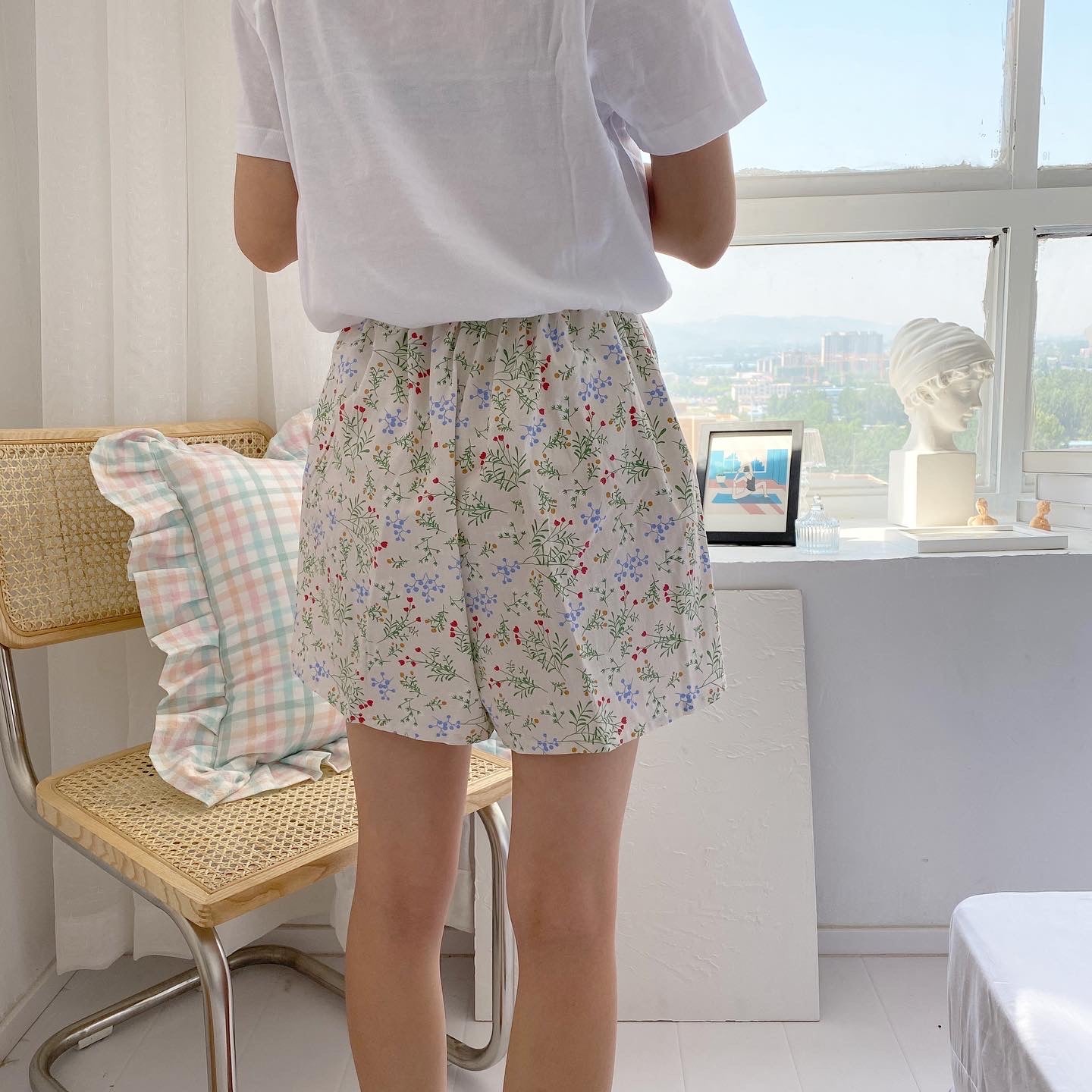 Home Shorts Pajama Pants Daisy Small Floral