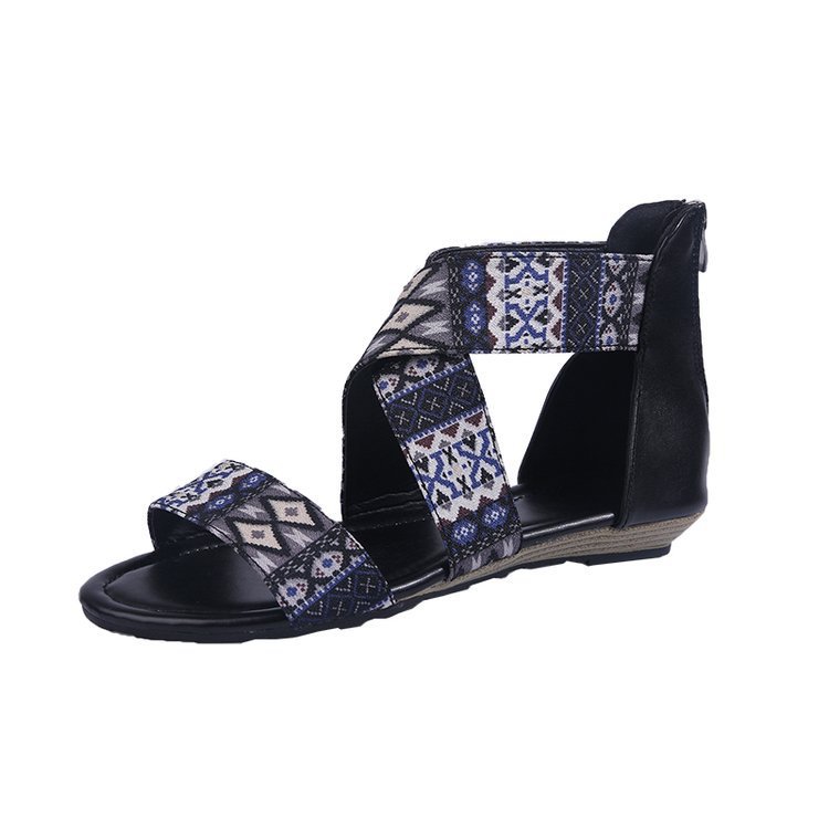 Beach Flat Shoes With Bohemian Ethnic Style By The Sea