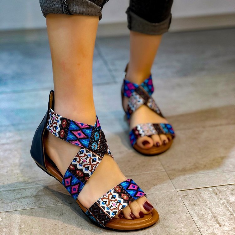 Beach Flat Shoes With Bohemian Ethnic Style By The Sea