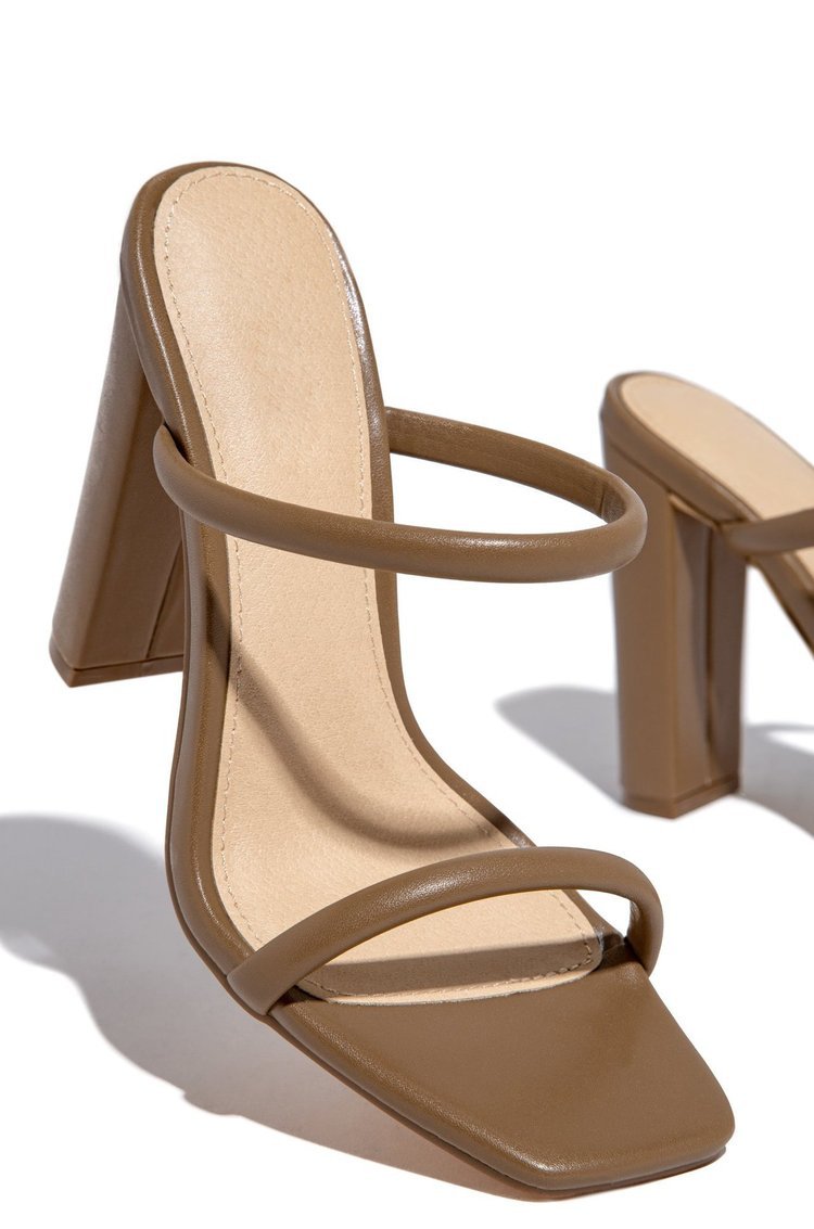 One-word Women's High-heeled Shoes With Thick Heel And  Toe Color