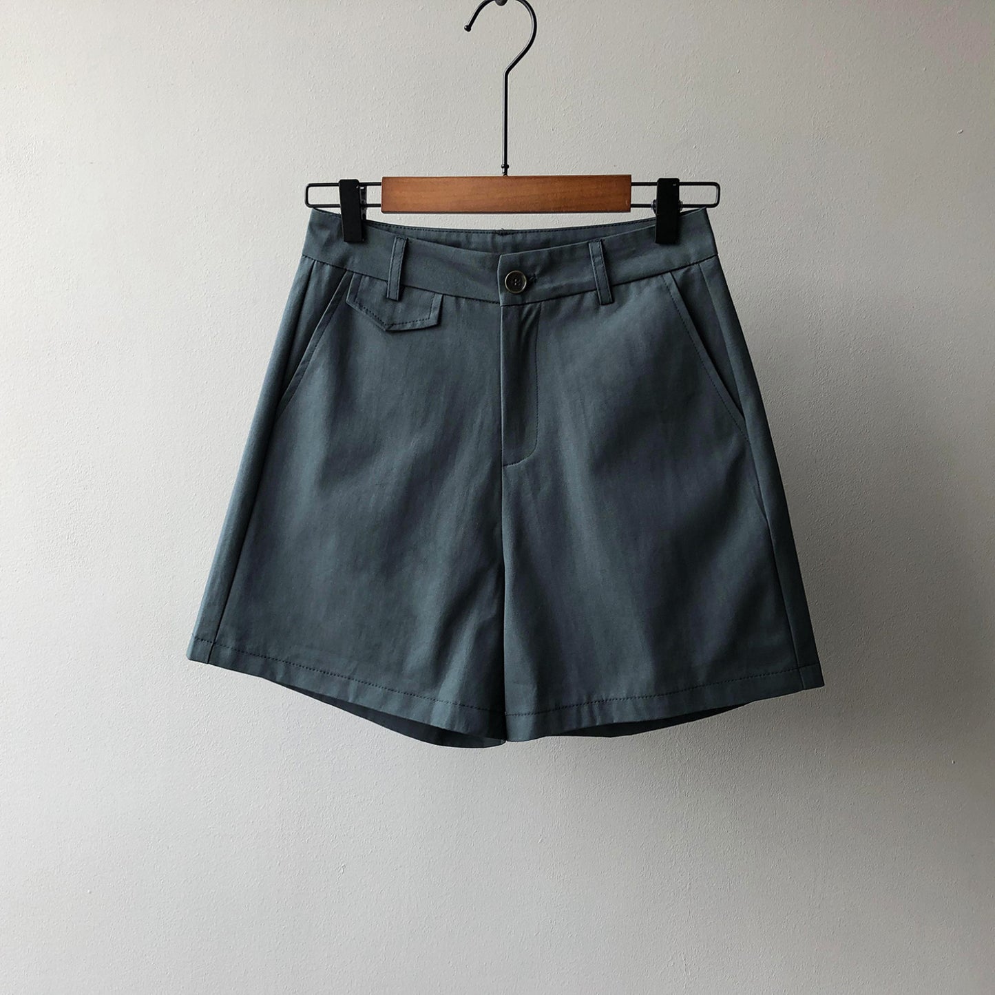 Summer New Style High Waist Slim Temperament Casual Commuter Shorts Women