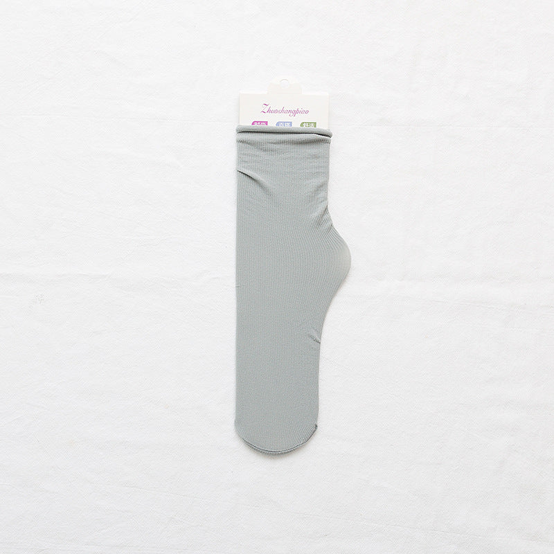 Velvet Piled Socks With Vertical Strips Curled Up