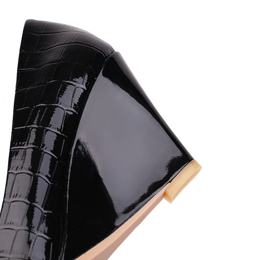Fashion Fish Scale Pattern Shallow Mouth Pointed Toe Single Shoes