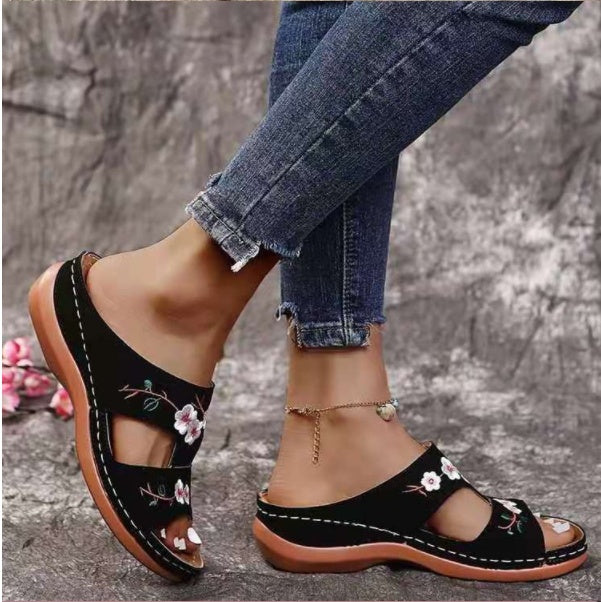 Flower Embroidered Sandals Wedge Heel Plus Size Women's Slippers