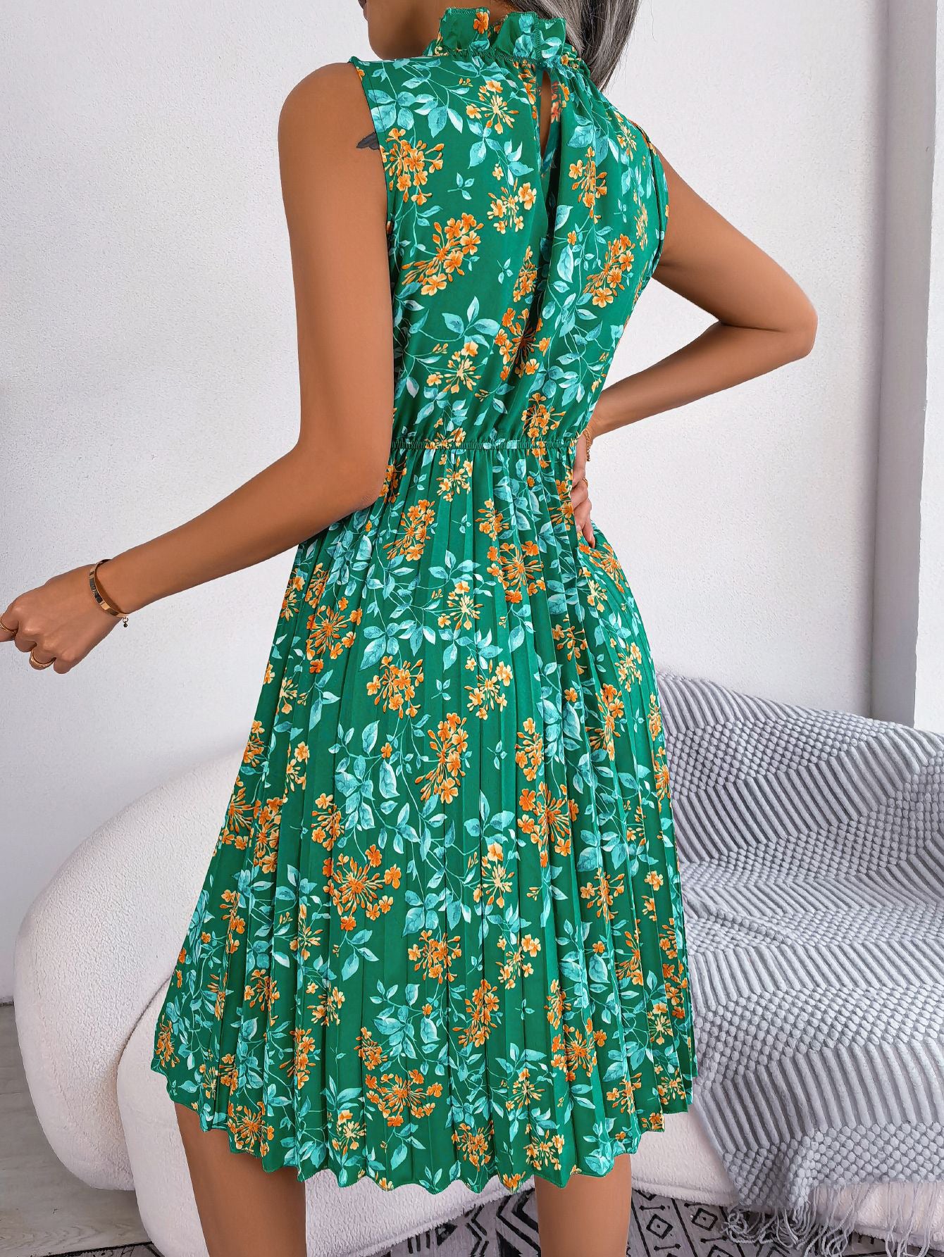 Women  Elegant Ruffle Trim Floral Print Tie Waist Pleated Dress
