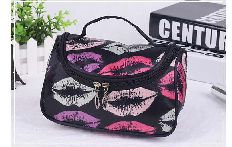 Cute Peach Heart Korean Style Fashionable Polka Dot Handbag