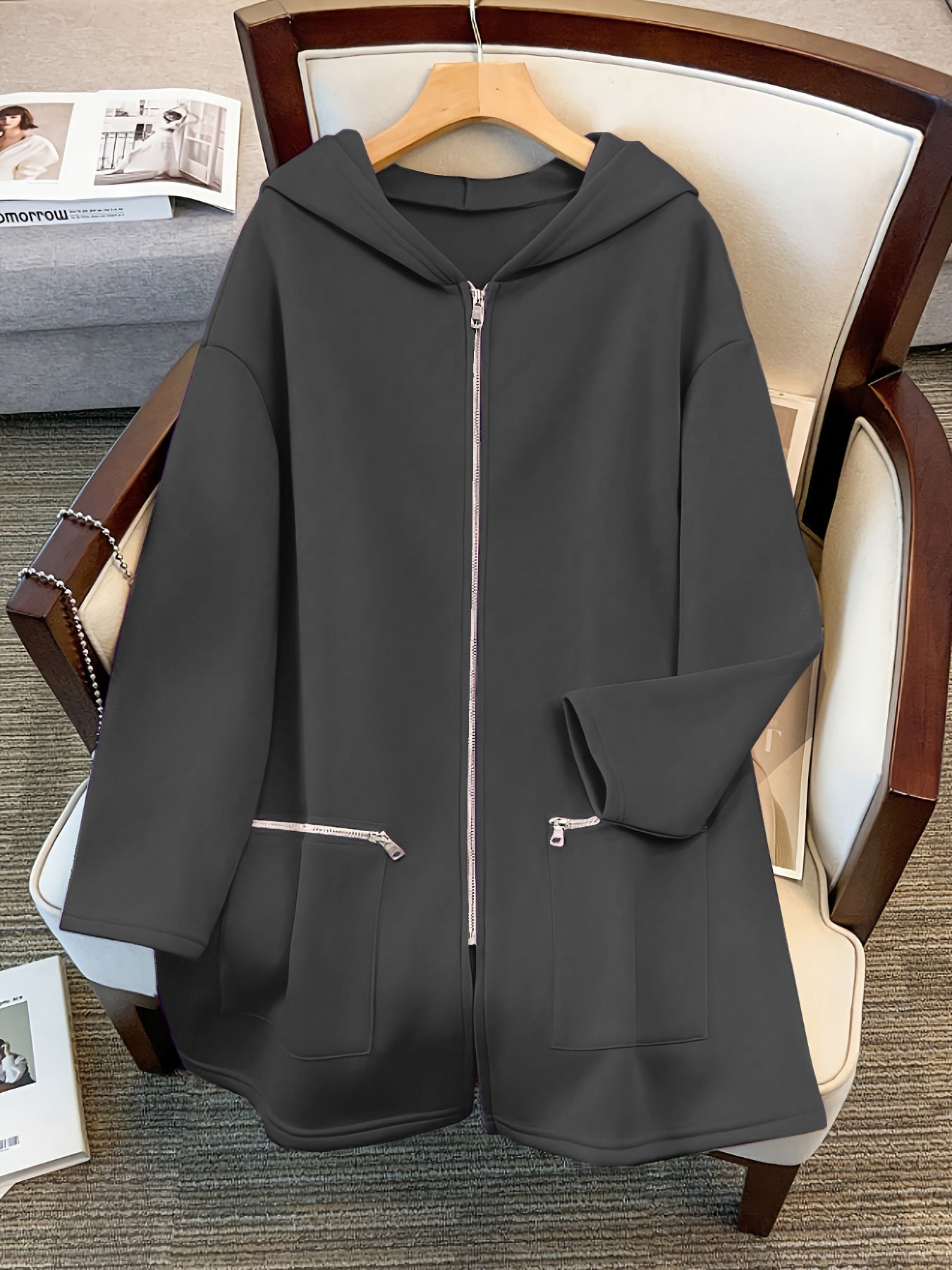 Plus-size Retro-chic Casual Sporty Hoodie For Fallwinter Loose-fitting