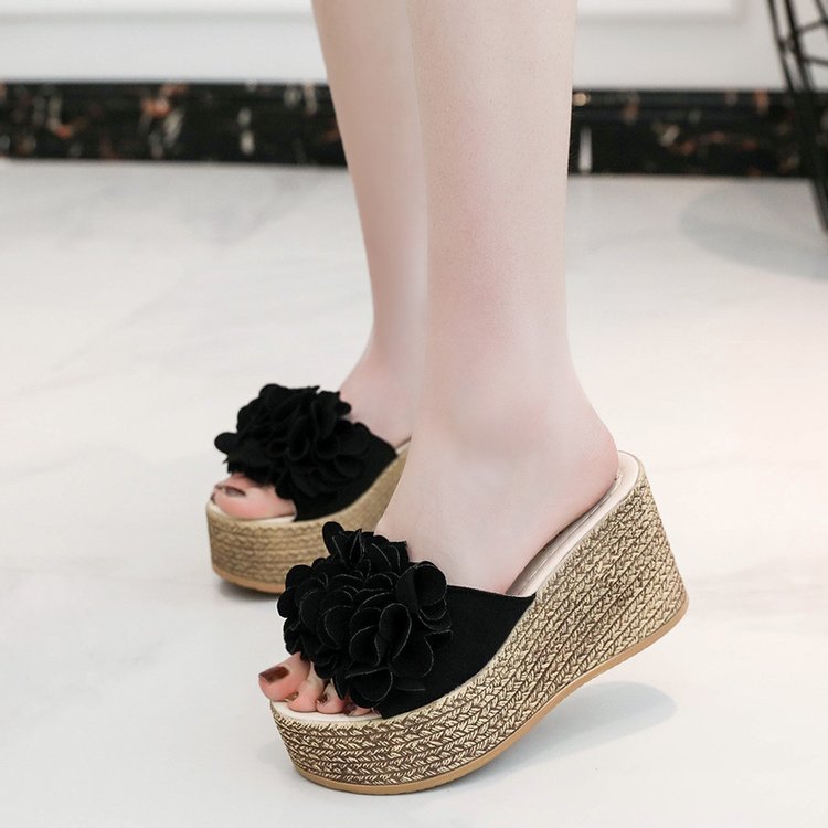 Fashion Summer Flower Outer Wear Thick Bottom Korean Style One-line Wedge Slippers