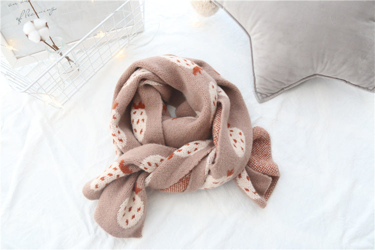 New thick woolen scarf in autumn and winter