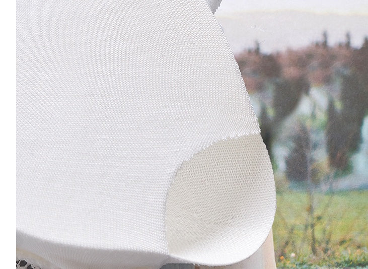 Long Two-color Lace On The Chest To Prevent Exposure