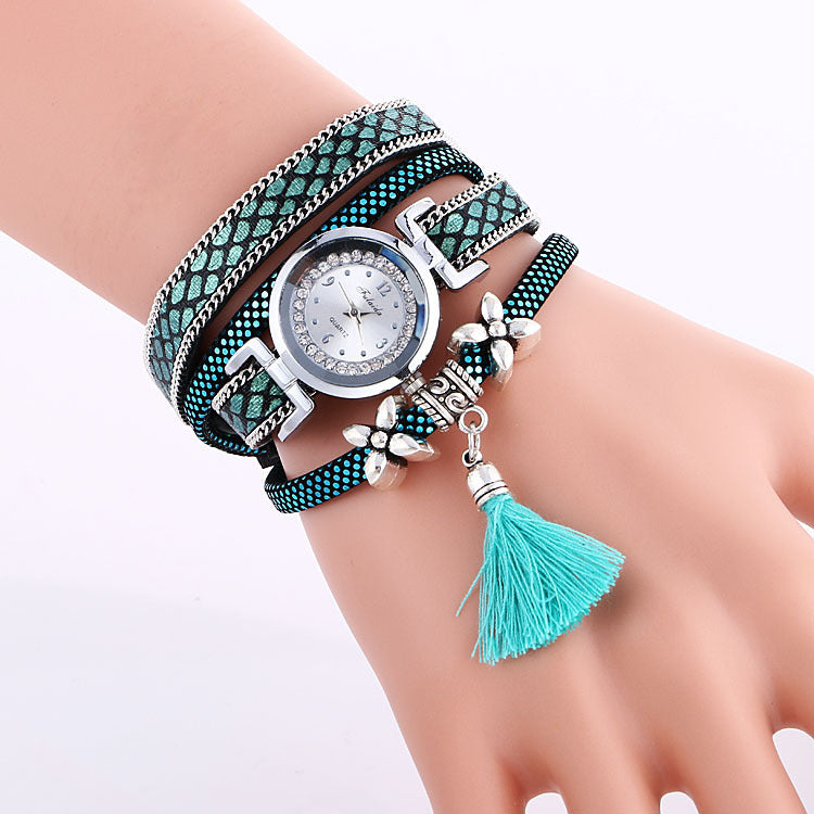 Ladies Hand Flower Tassel Popular Quartz Watch