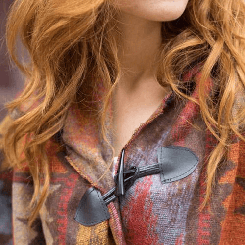 Europe and the United States autumn and winter new retro national wind hooded cape shawl bohemian tourism horn buckle shawl