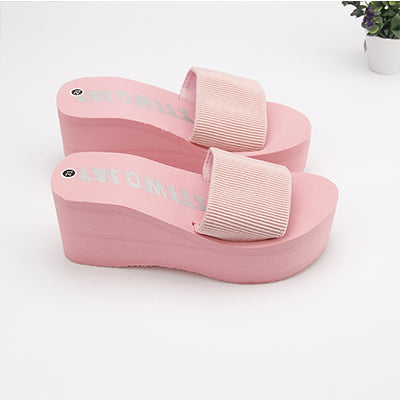 Platform flip-flop beach sandals