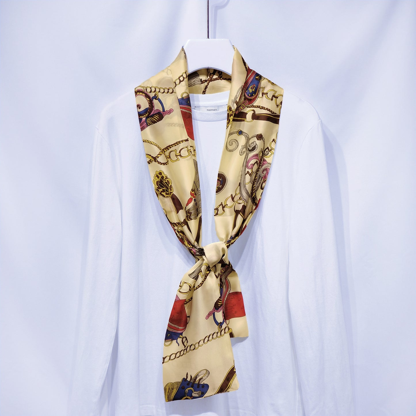 Scarf in spring, summer and autumn