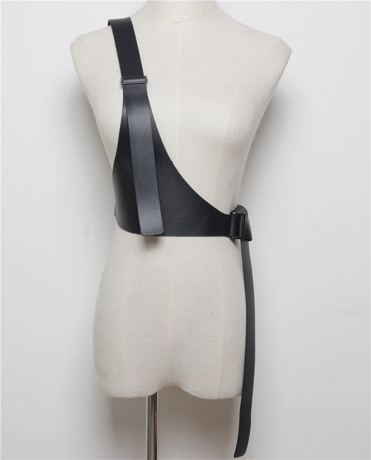 Harnais asymétrique en imitation cuir