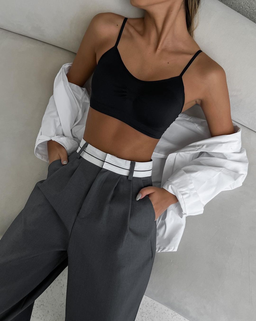 Women's Solid Color Fashion Slimming Casual Mopping Suit Pants
