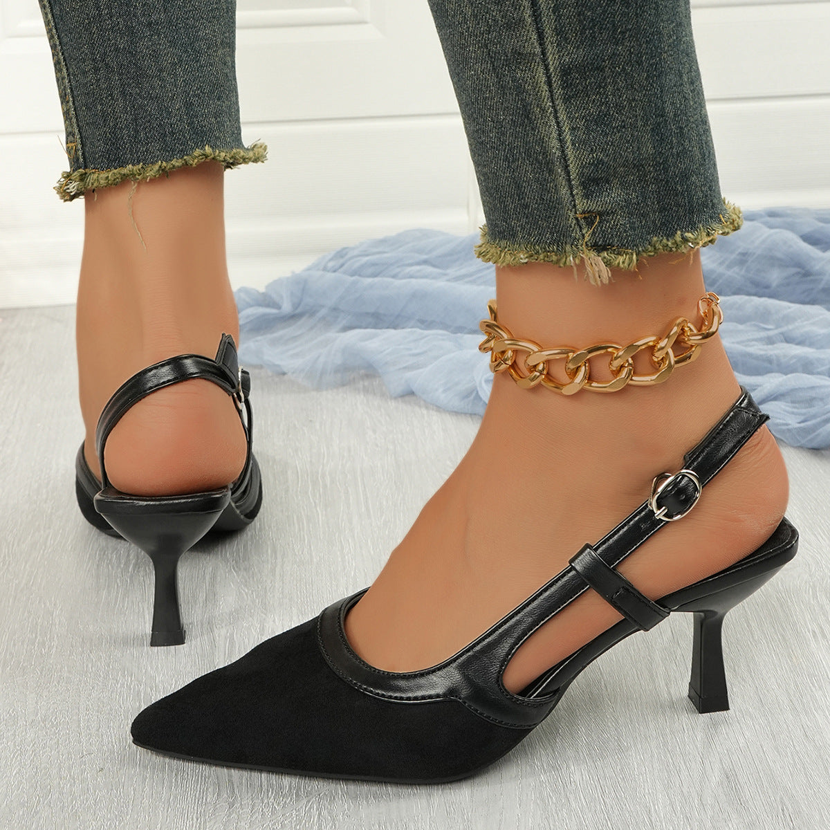 Pointed-toe Hollow-out High-heeled Sexy Versatile Sandals