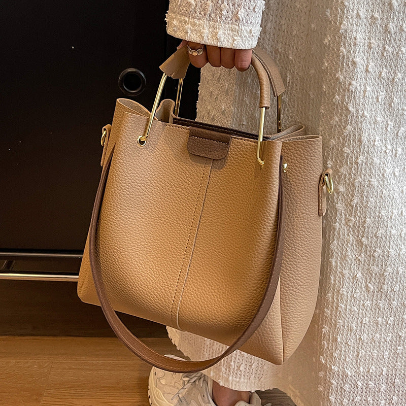 Dametaske med stor kapacitet, crossbody, efterårs- og all-match koreansk-stil tekstureret bærbar spandtaske