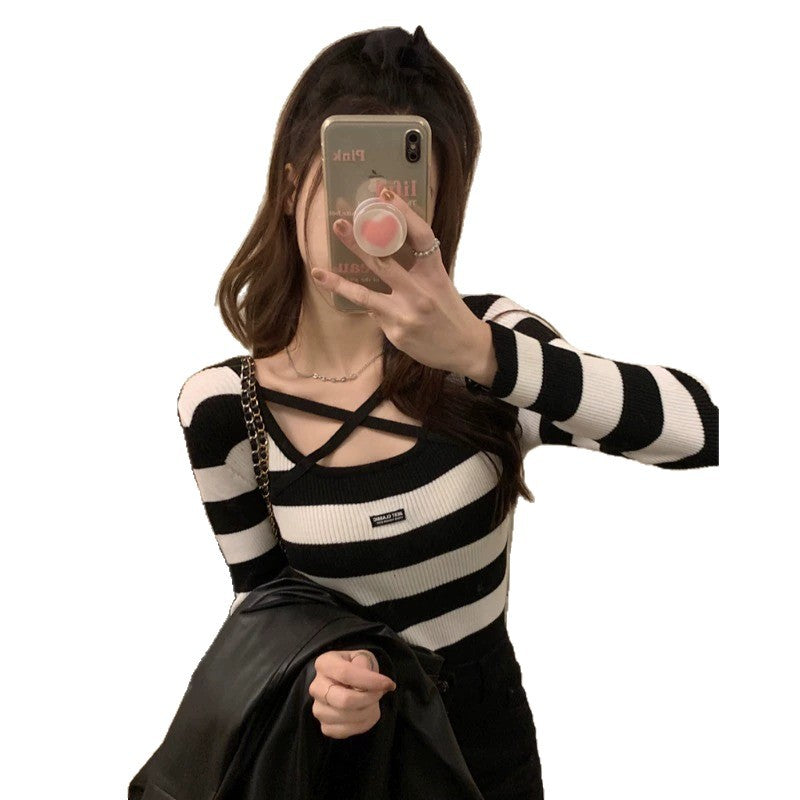 Inner Striped Needle Slim Fit Sweater