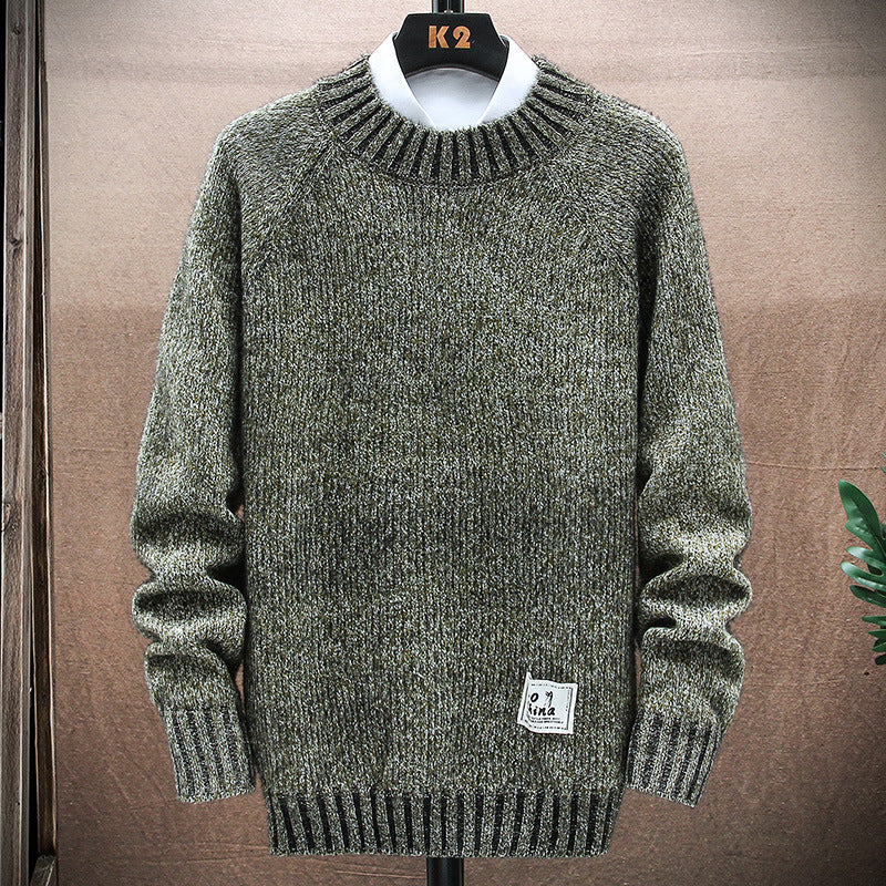 Teenagers Wear Knitted Sweater Tops And Bottoming Shirts