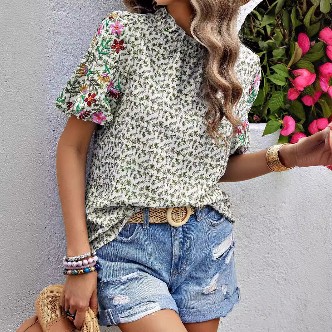 Embroidered Printed Buckle Wave Turtleneck Short Color Matching Top