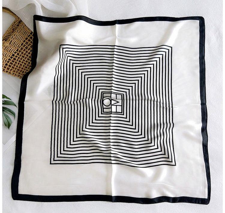 Simple temperament small square